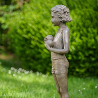 La petite joueuse de boules