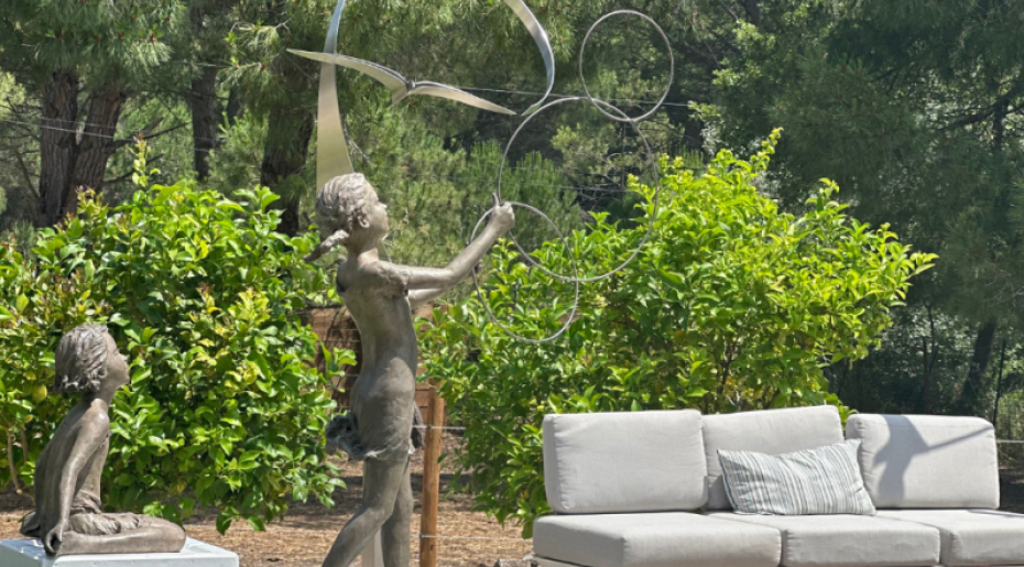 Happy collab - Summer 2025