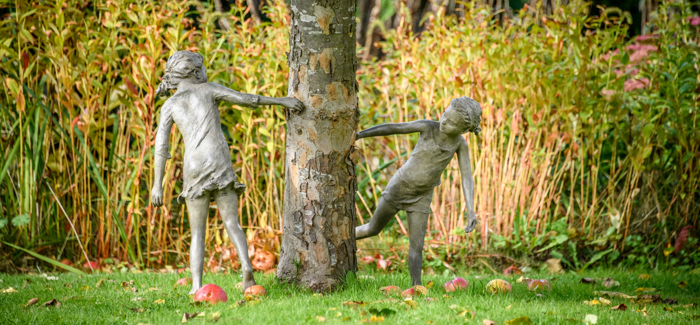 Cache-cache - Sculpture en bronze - Béatrice Cols